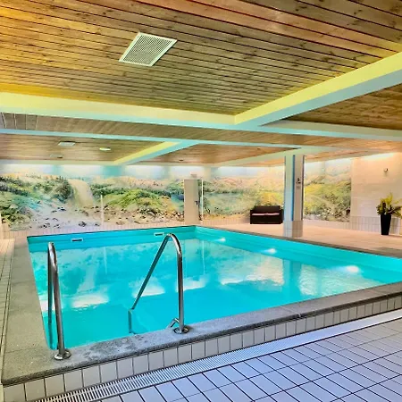 Wolkenfrei In Mit Pool Und Sauna Appartamento