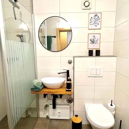 Wolkenfrei In Mit Pool Und Sauna Appartamento Inzell