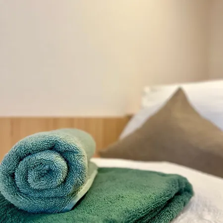 Wolkenfrei In Mit Pool Und Sauna * インツェル