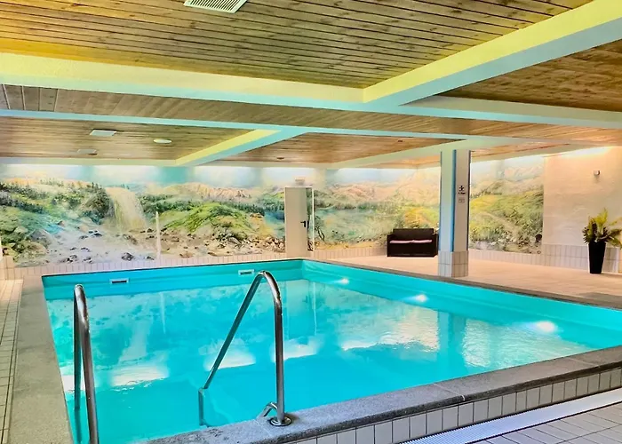 Wolkenfrei In Mit Pool Und Sauna 아파트