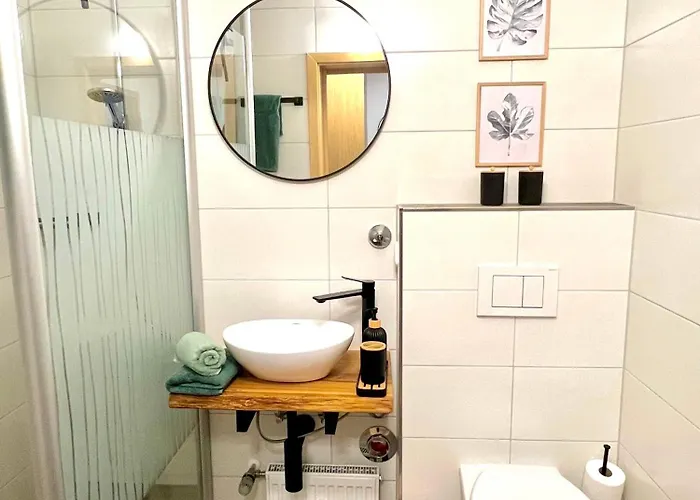 Wolkenfrei In Mit Pool Und Sauna 아파트 인젤